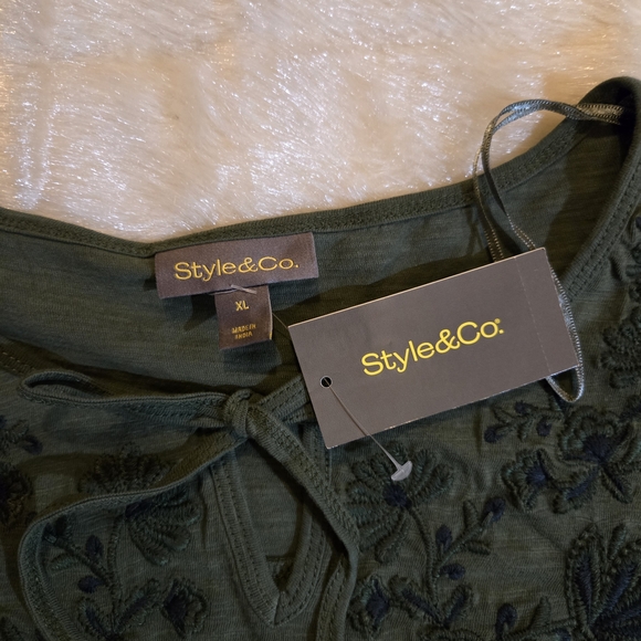 Style & Co Floral Embroidered Slub Knit 3/4 Sleeve Peasant Blouse - Picture 2 of 6